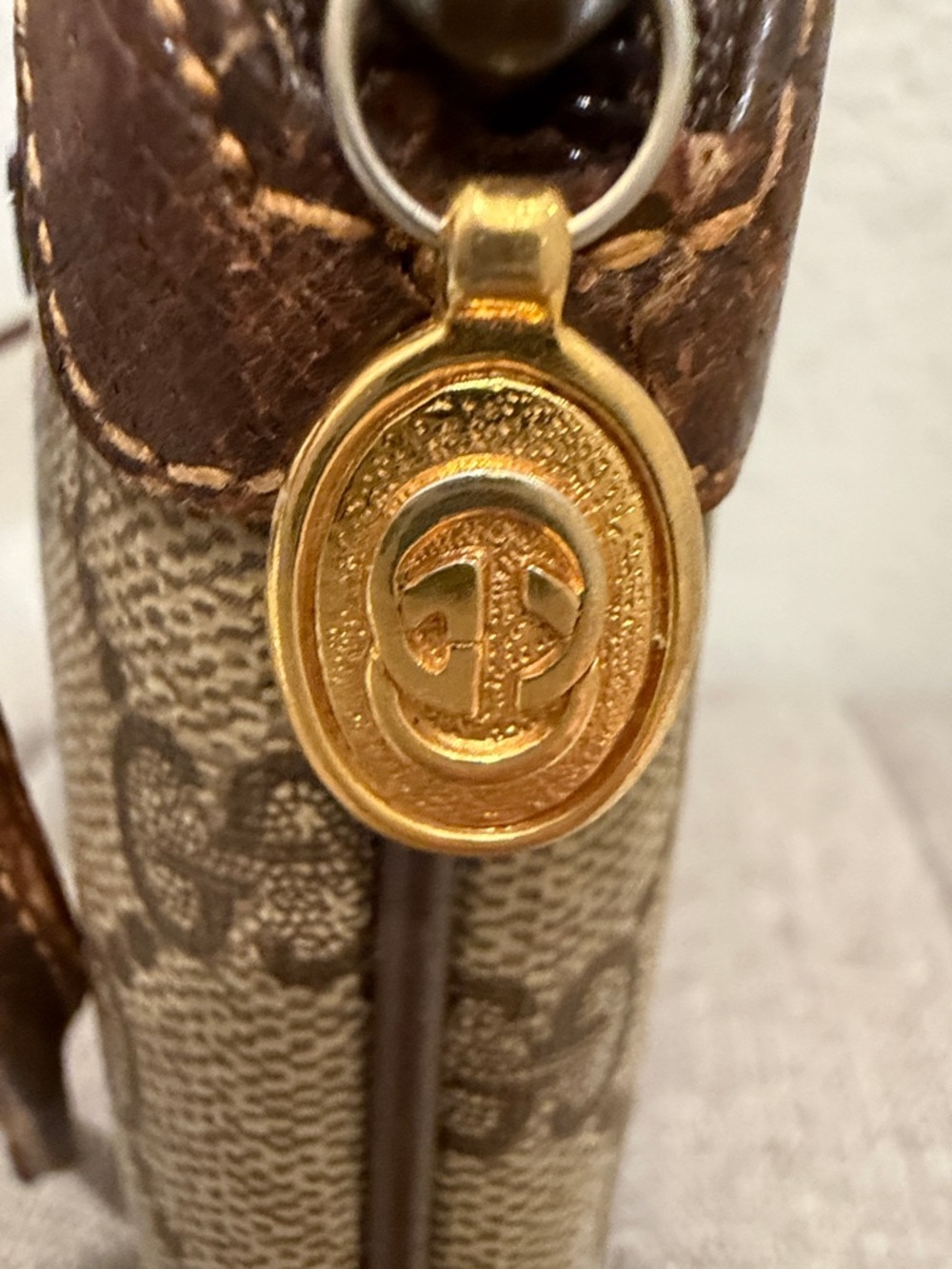 Gucci Beige/Brown GG Canvas Crossbody with Green-Red Web - Picture 7 of 11